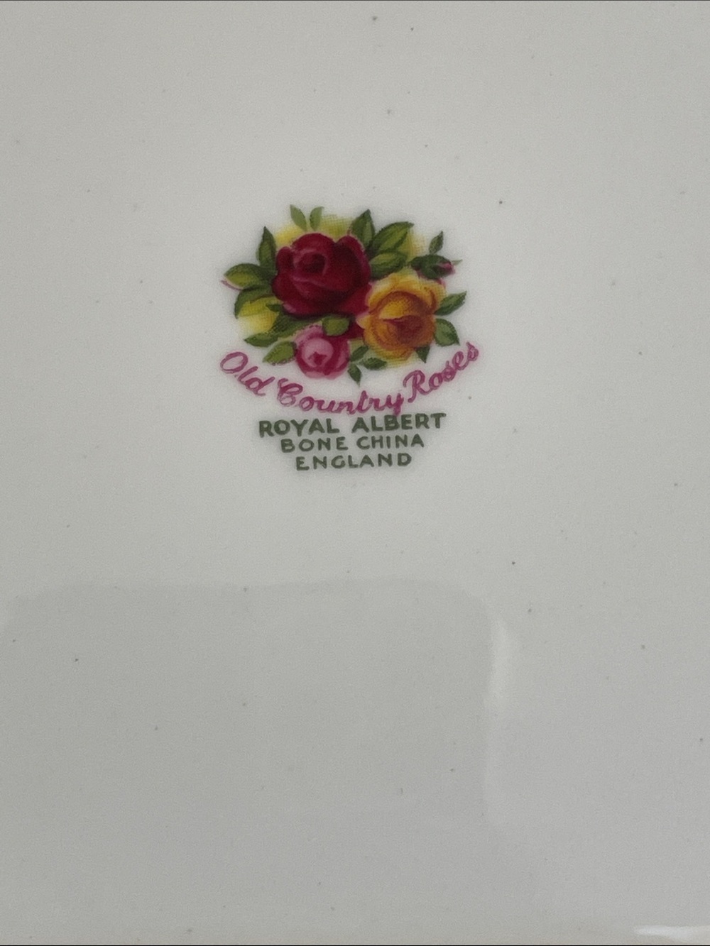 EC Vintage Royal Albert Old Country Roses large sandwich tray with 22k gold trim - Picture 4 of 4